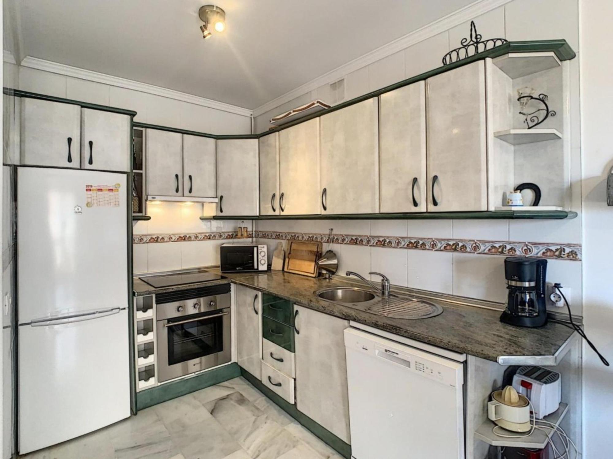 Apartamento Manilva Con Terraza Y Piscina Exterior foto