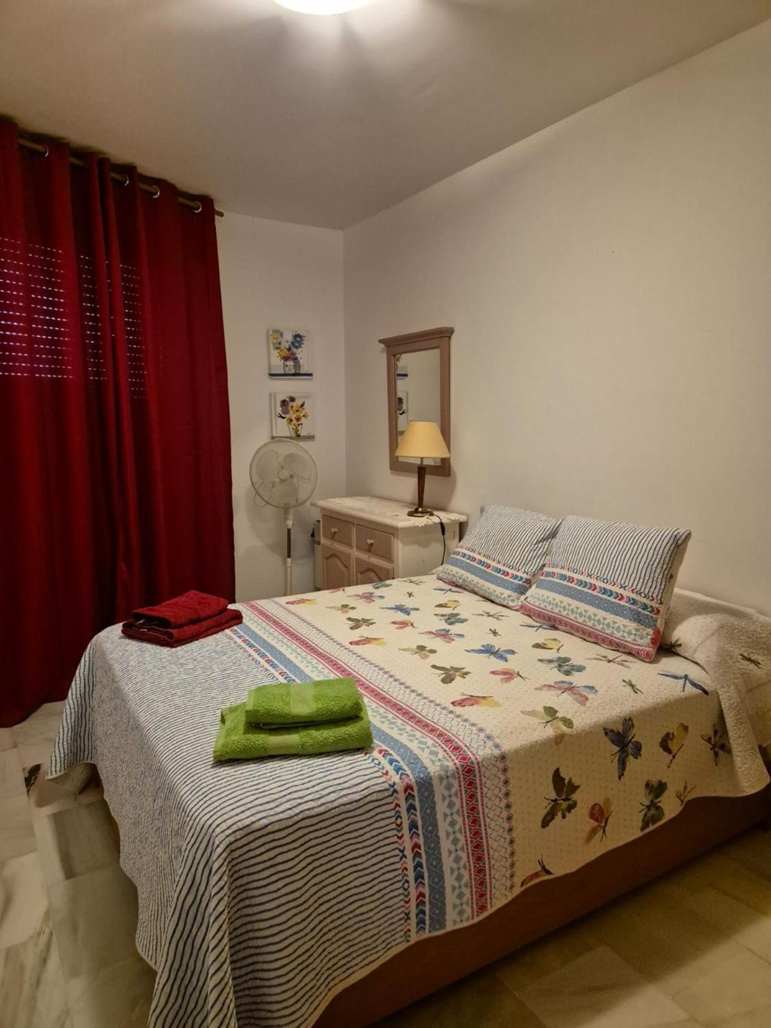 Apartamento Manilva Con Terraza Y Piscina Exterior foto